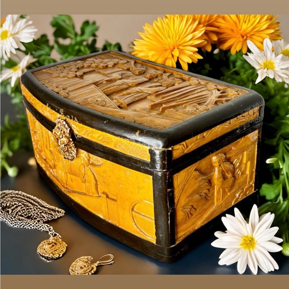 Vintage Asian Carved Wooden trinket Box with Lock and Key